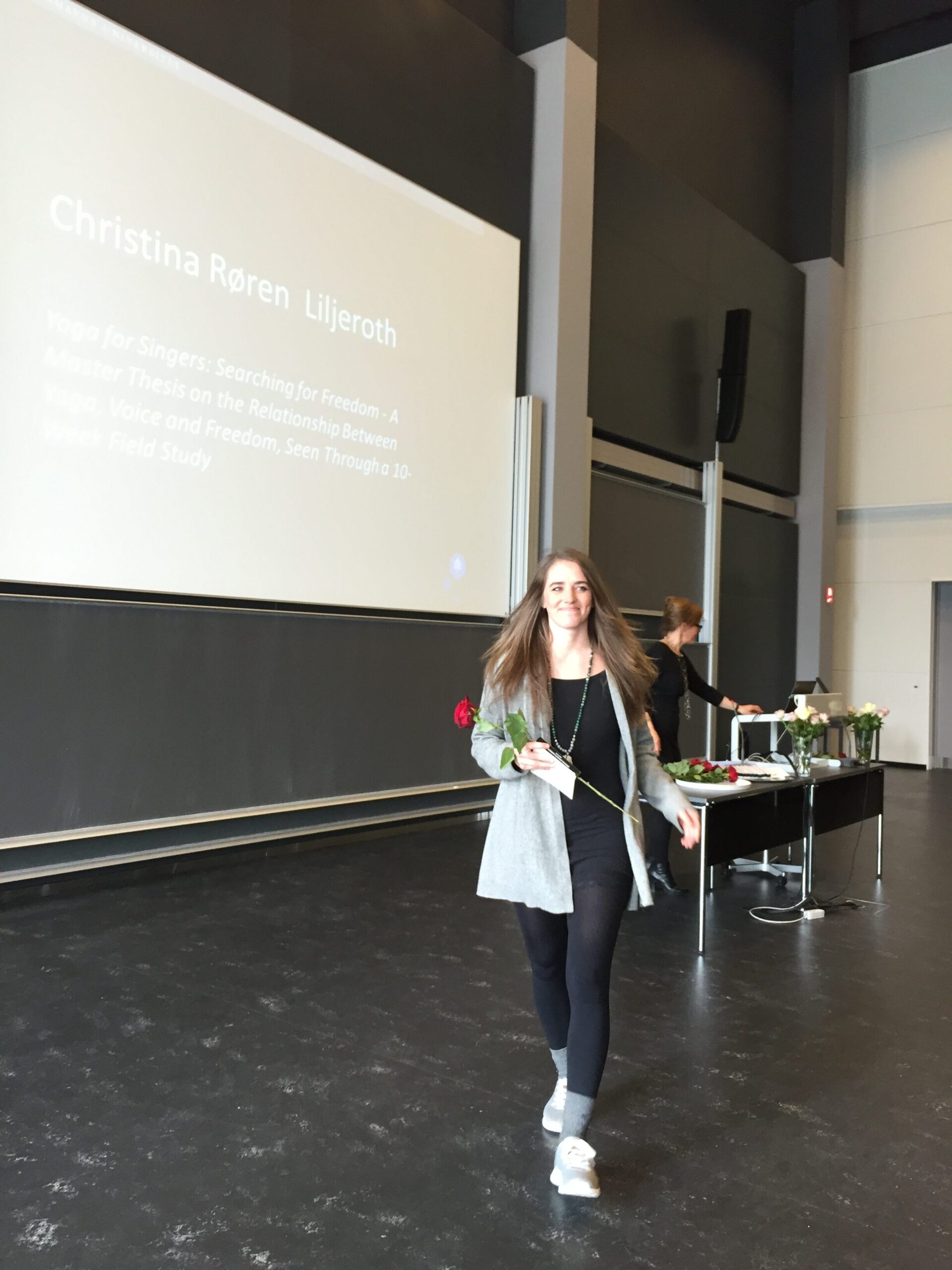 Christina Liljeroth Lydheksen Master Thesis Musicology Copenhagen University Woman Walking With Flower